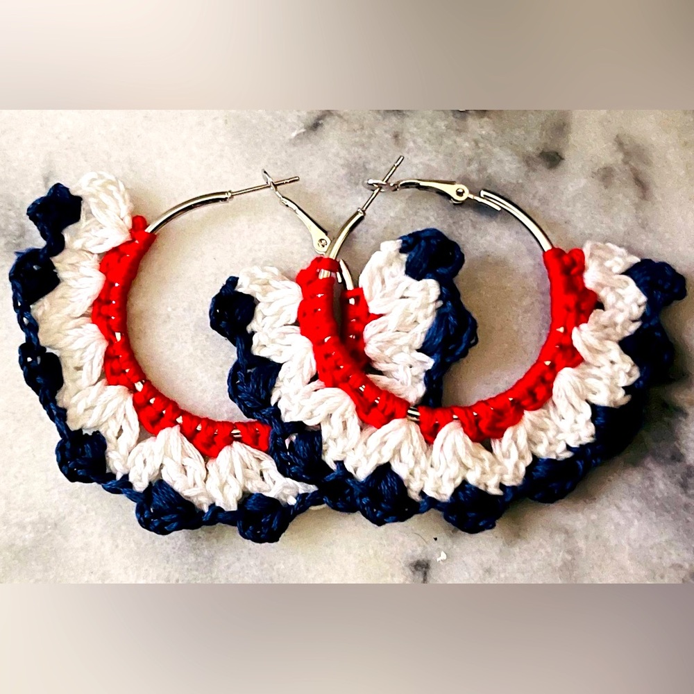 Red-white & blue crochet earrings